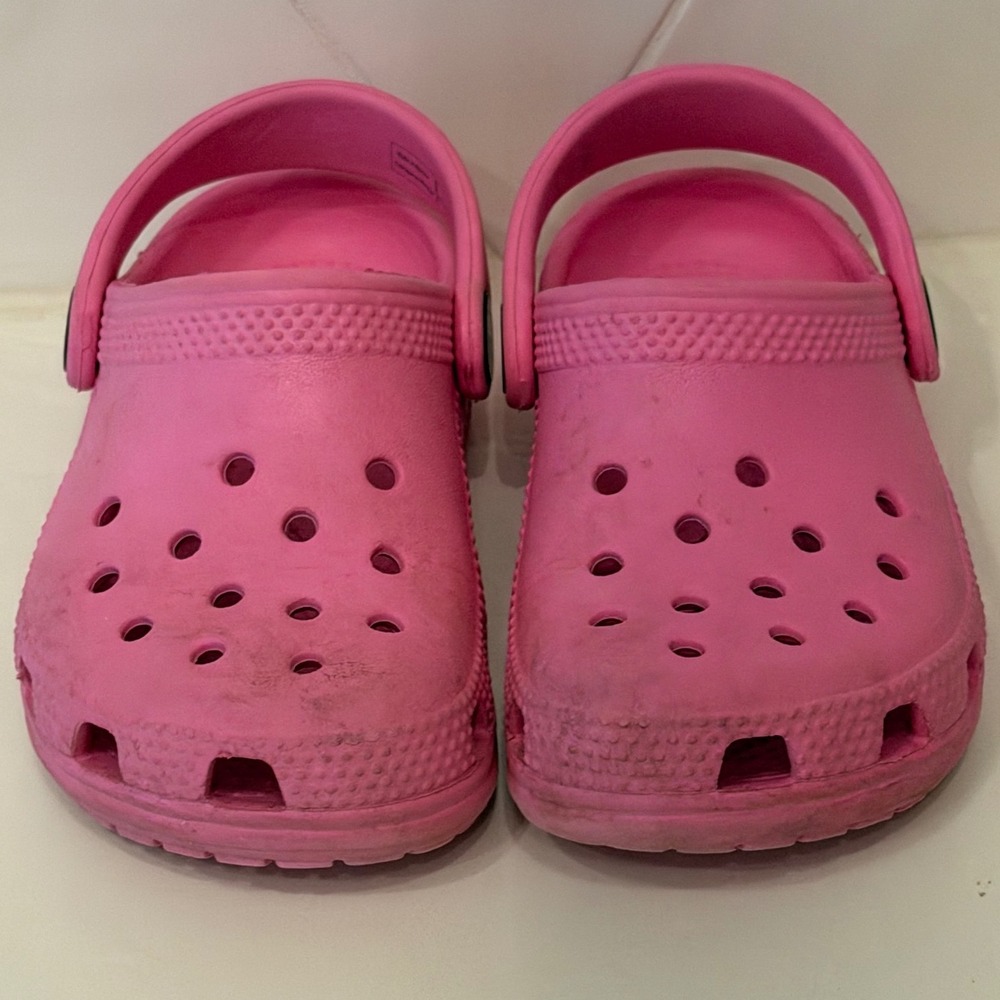 Crocs Kids Classic Clog Pink Slip On Water Shoes Size C8